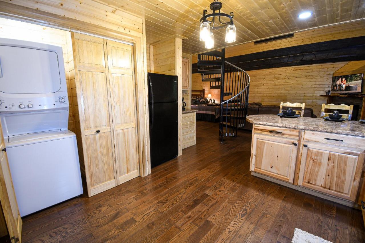 Вілла Gatlinburg - Honeymoon Hideaway Екстер'єр фото